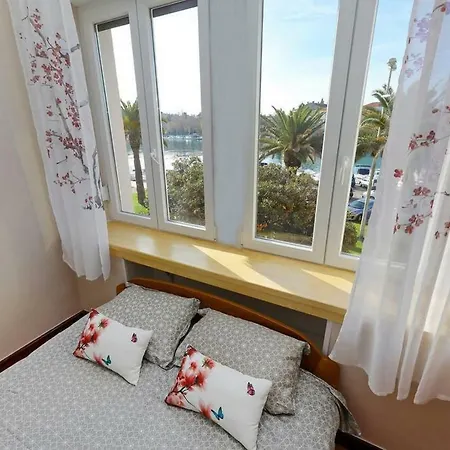 Sunessence Central Apartman