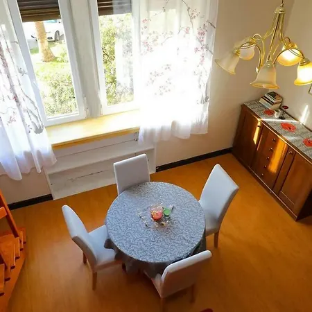 Sunessence Central Apartment